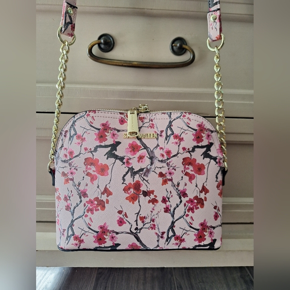 Steve Madden Pink and Red Floral Crossbody Bag - Picture 3 of 16